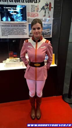 On était bien accueilli sur le stand Gunpla :D On était bien accueilli sur le stand Gunpla :D