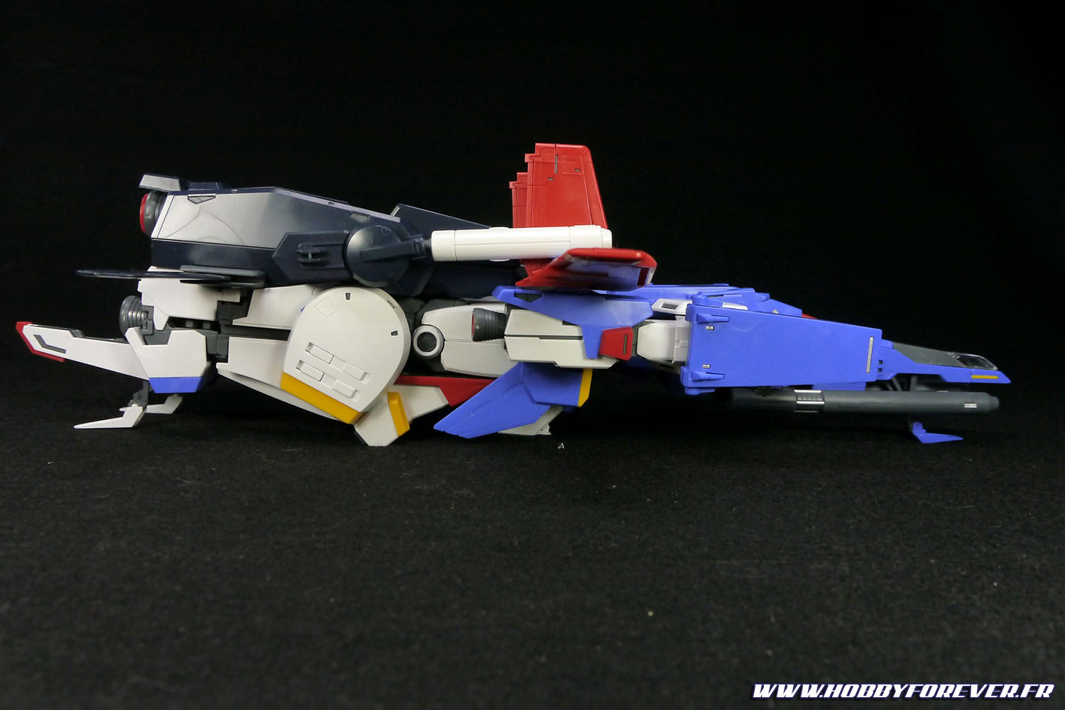 Les trains d'atterrissage sortis Les trains d'atterrissage sortis