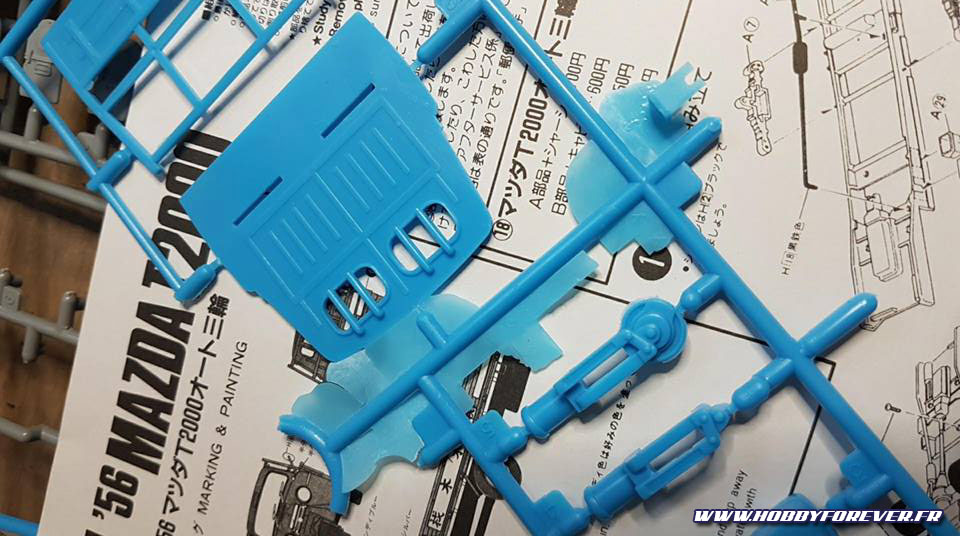 On sent que les moules de ce kit ont bien servis ! On sent que les moules de ce kit ont bien servis !