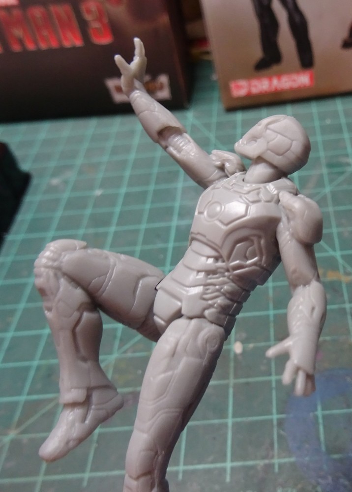 Review - Iron Man Model Kit par Dragon Models  Review - Iron Man Model Kit par Dragon Models