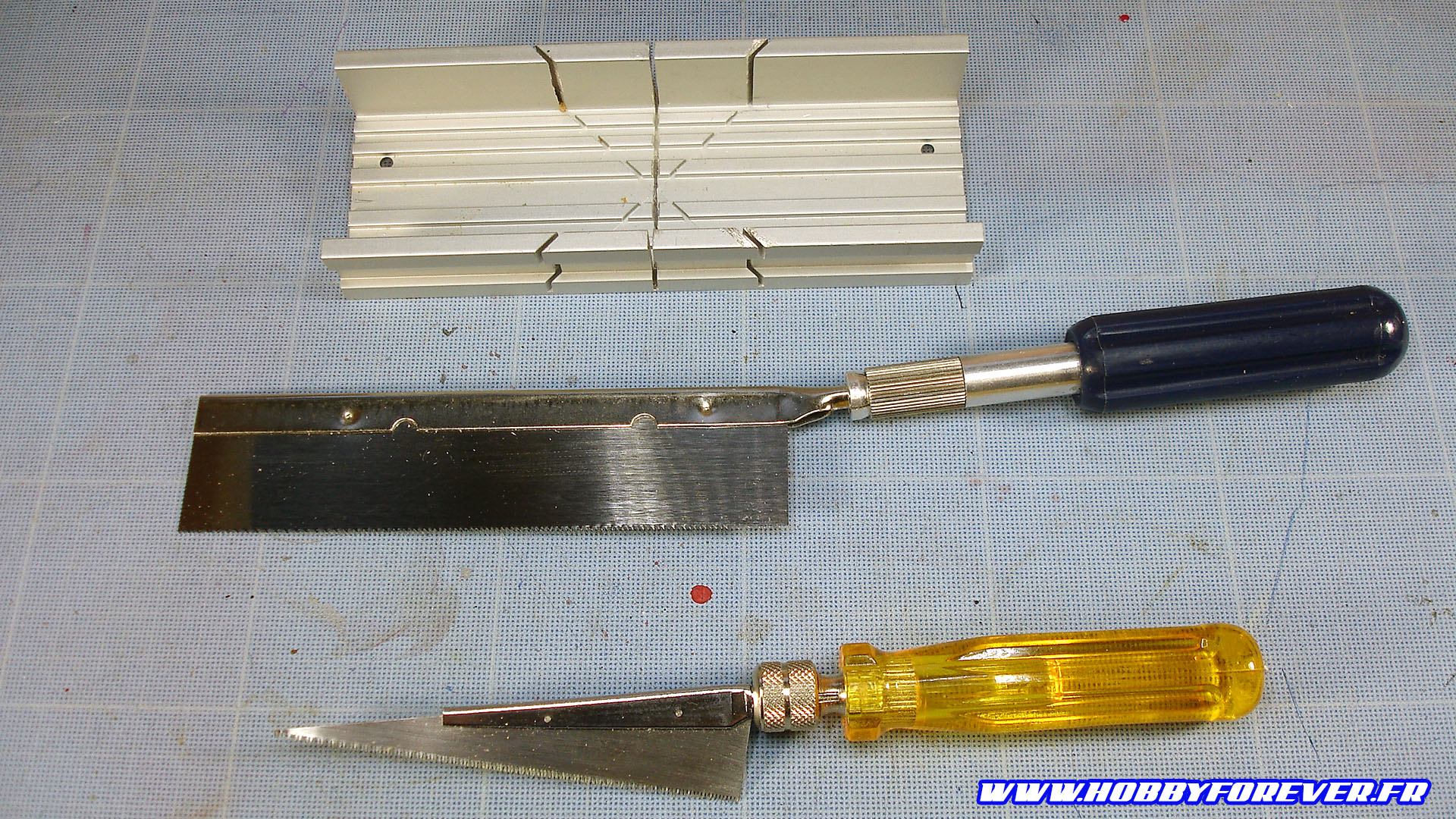 Dans L atelier Du Maquettiste 1 Les Outils De D coupe dans-l-atelier-du-maquettiste-1-les-outils-de-d-coupe