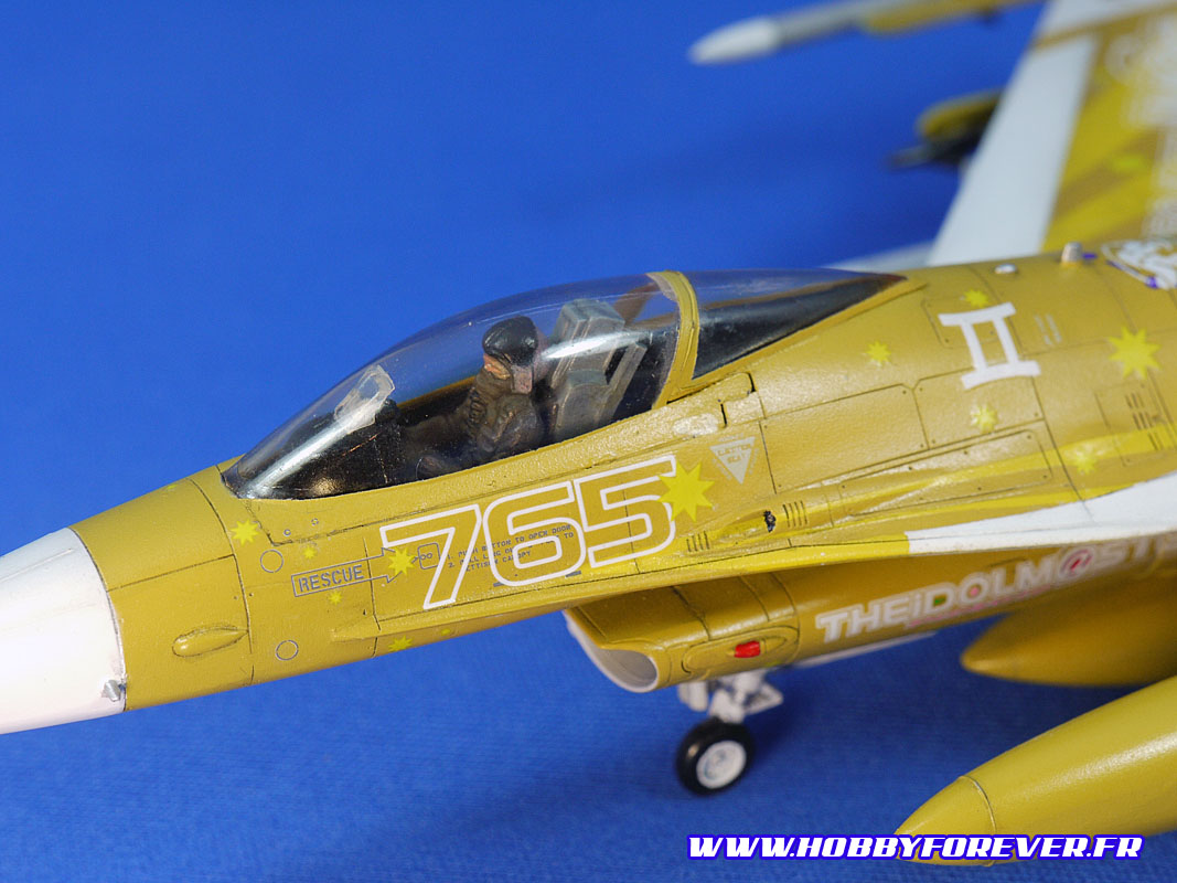 F-16CJ Fighting Falcon "Idol Master" 1/72 F-16CJ Fighting Falcon "Idol Master" 1/72