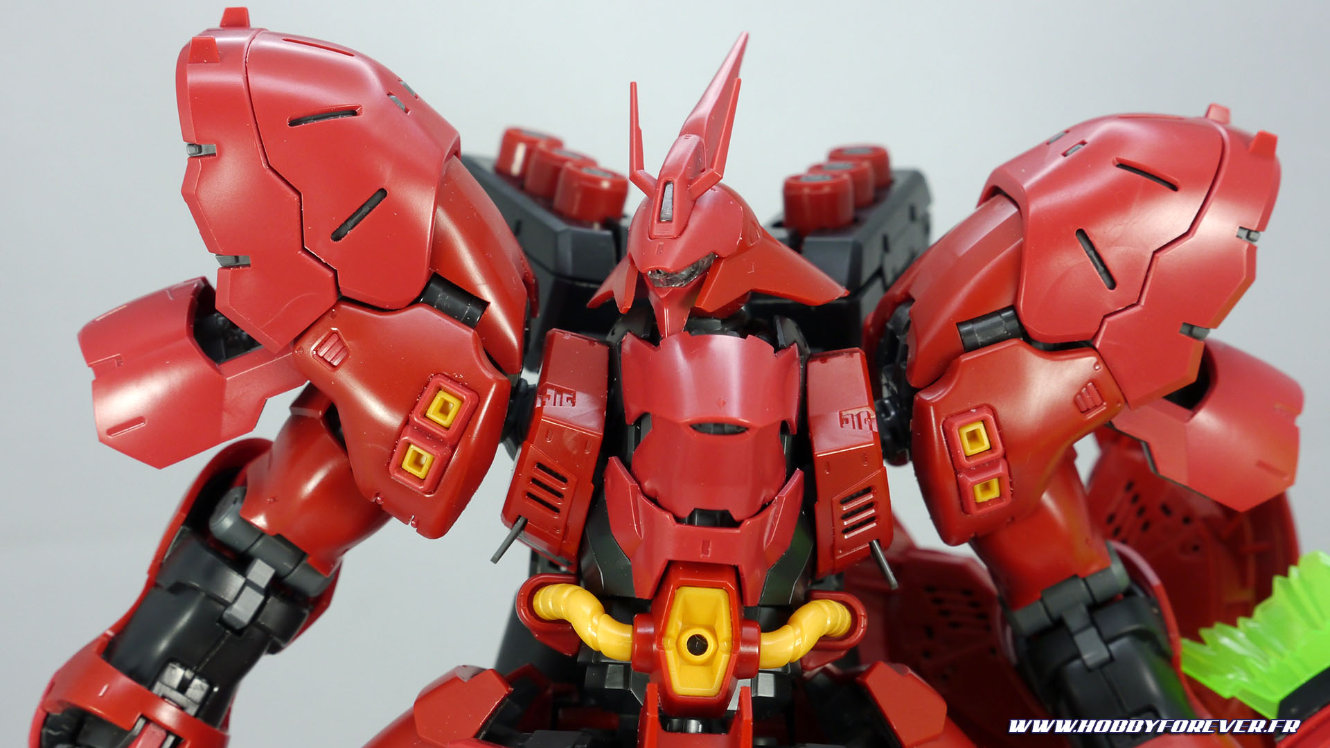 Ce regard ténébreux ! Ce regard ténébreux !