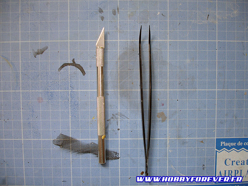 Tutoriel "No Paint" 4 - 2nd partie : Retouches de peinture et Gundam Markers Tutoriel "No Paint" 4 - 2nd partie : Retouches de peinture et Gundam Markers