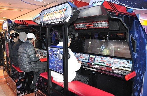 L'imposante borne d'arcade de Darius Burst - Another Chronicle