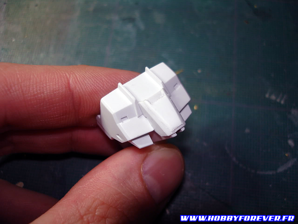 GN-XXX Gundam Rasiel 1/144 - 1ère partie GN-XXX Gundam Rasiel 1/144 - 1ère partie