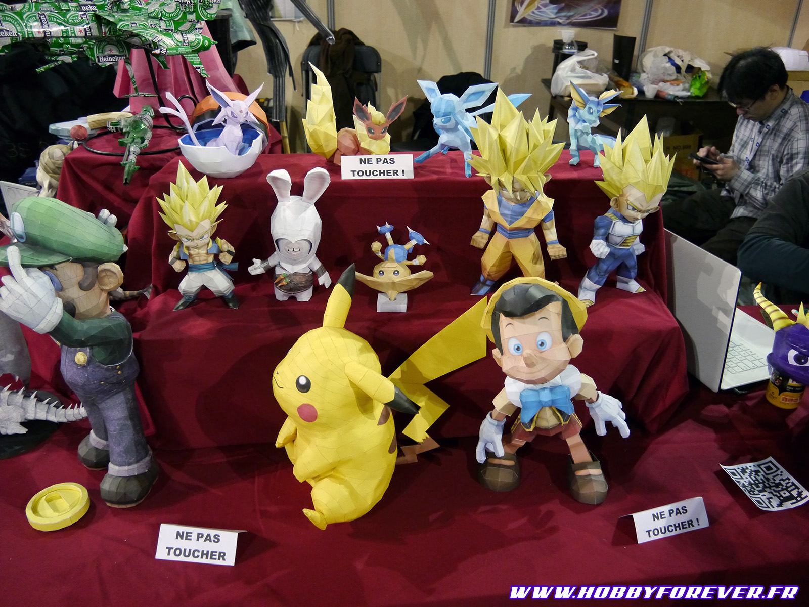 Les papercrafts Les papercrafts