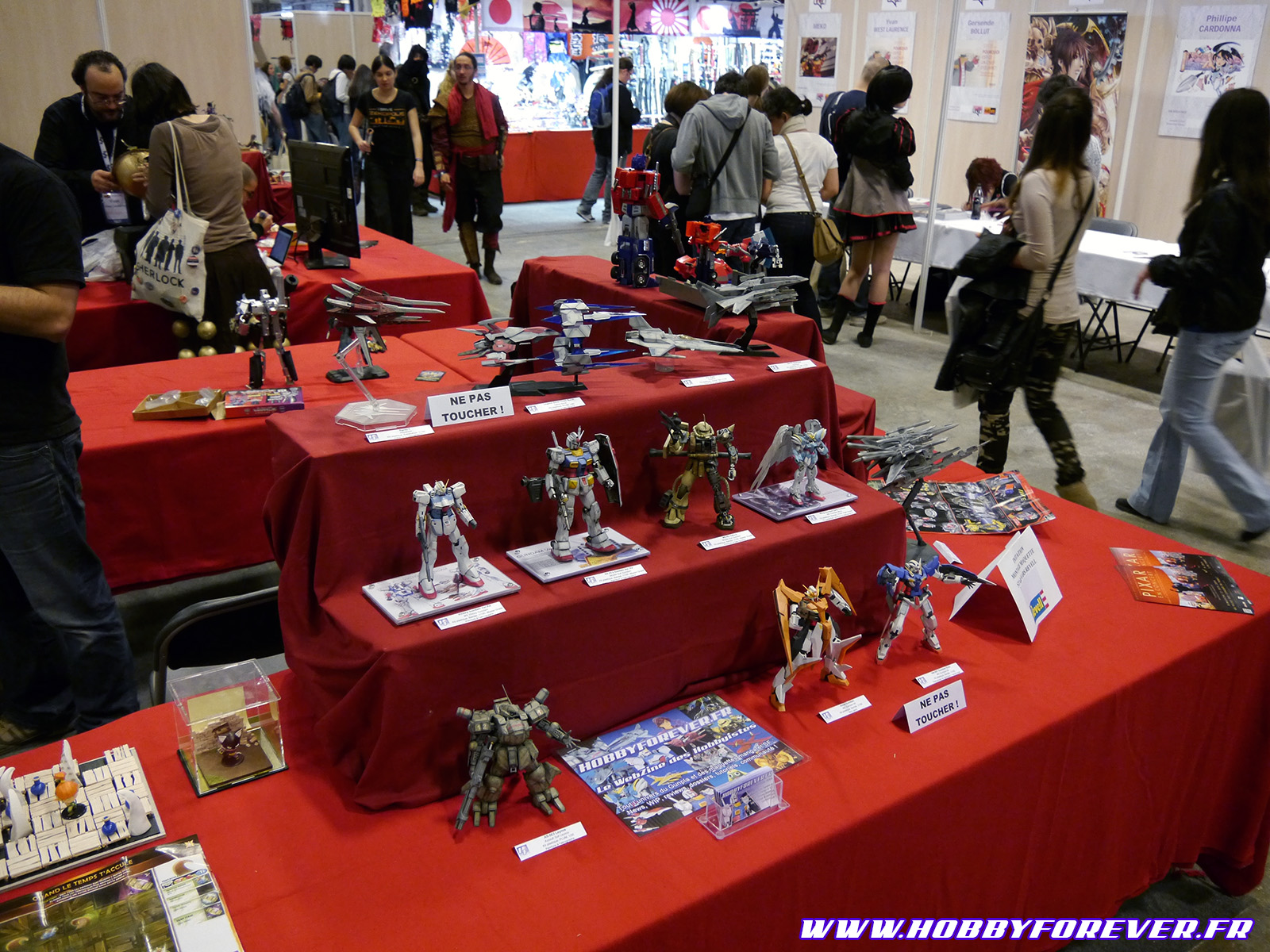 La partie Hobby Forever avec les kits de votre serviteur La partie Hobby Forever avec les kits de votre serviteur