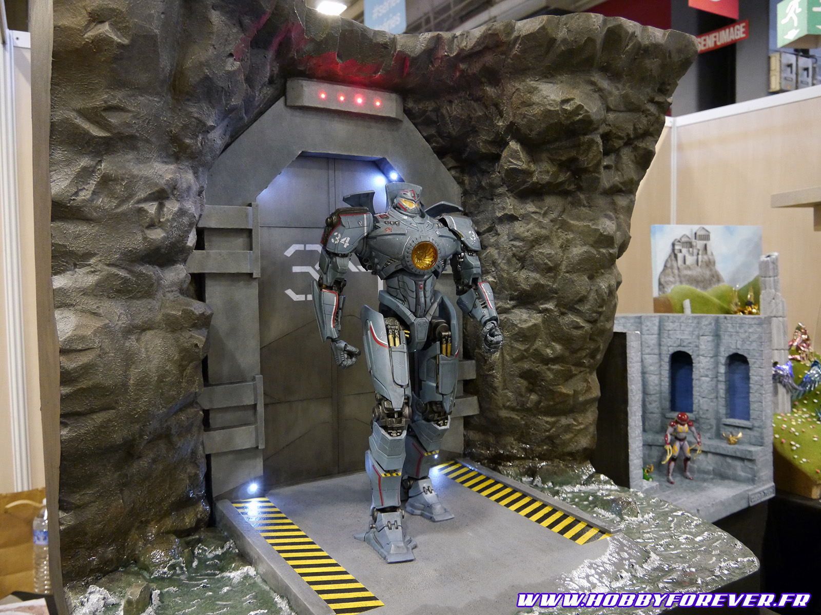 Le superbe diorama Pacific Rim de CapucinTeam Le superbe diorama Pacific Rim de CapucinTeam