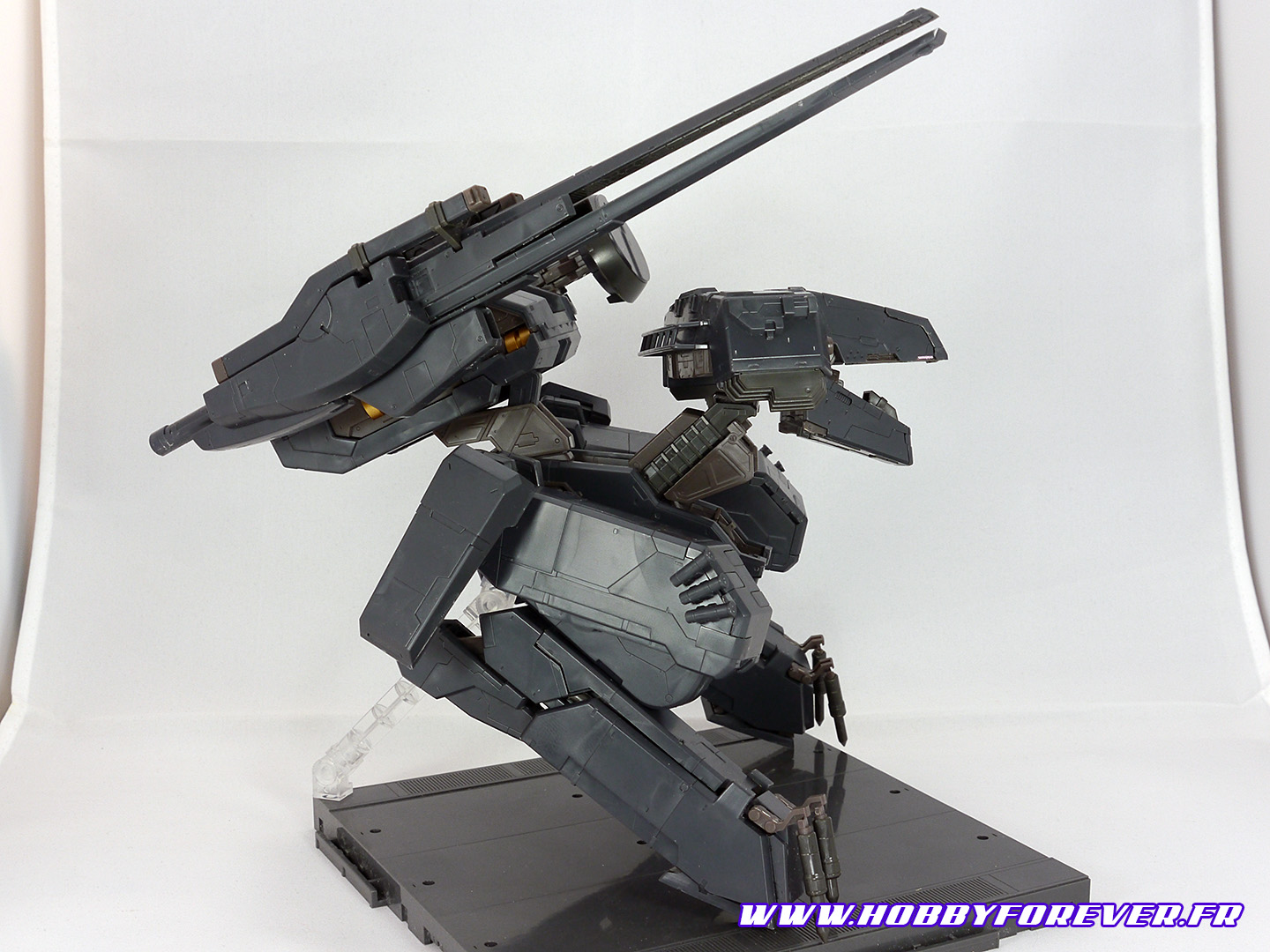 Metal Gear REX Black Ver. 1/100 - Review Metal Gear REX Black Ver. 1/100 - Review