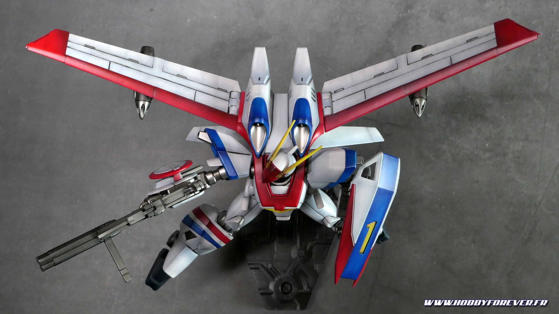 Effet de trainée visible sur les ailes. Effet de trainée visible sur les ailes.