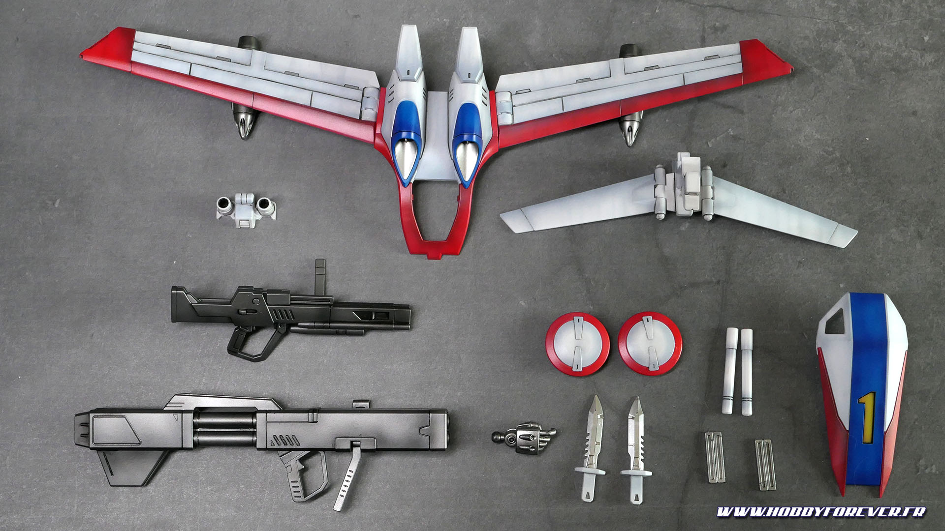 L'ensemble des équipements du HG Dragonar. Bandai n'a pas été avare pour une fois ! L'ensemble des équipements du HG Dragonar. Bandai n'a pas été avare pour une fois !