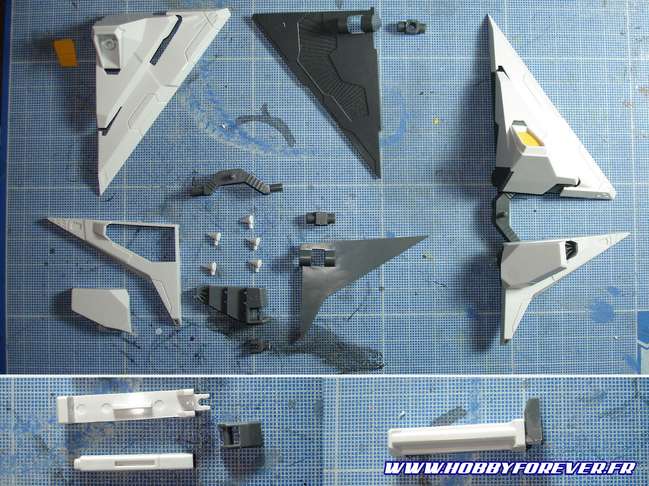 HG RX-105 Xi Gundoom - Out of Box HG RX-105 Xi Gundoom - Out of Box