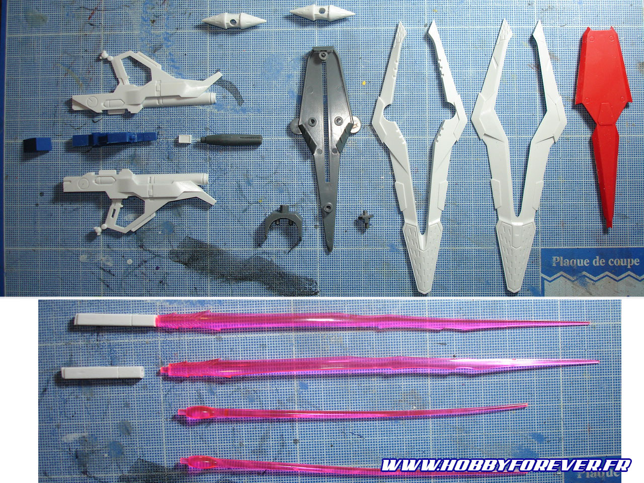 HG RX-105 Xi Gundoom - Out of Box HG RX-105 Xi Gundoom - Out of Box