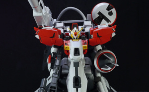 Review - MG Plan303E Deep Striker de Bandai Review - MG Plan303E Deep Striker de Bandai