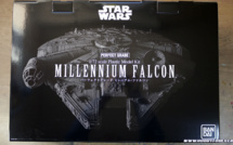 Unboxing - PG Millennium Falcon 1/72 Bandai / Revell